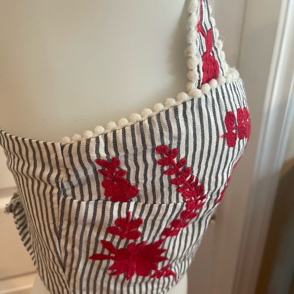 Forever 21 Women’s SZ M Top Bundle of 2 - Picture 12 of 16